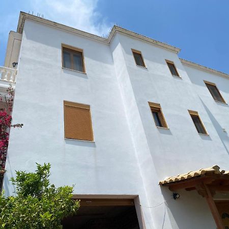 Am Apartment ساراندا المظهر الخارجي الصورة