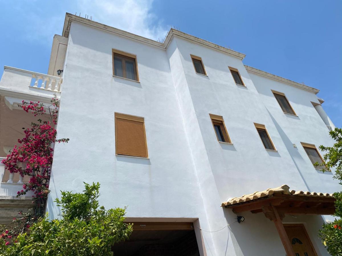 Am Apartment ساراندا المظهر الخارجي الصورة
